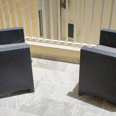 Wonderful Apartments With Shared Jacuzzi And Panorama Rooftop Gzira Eksteriør bilde