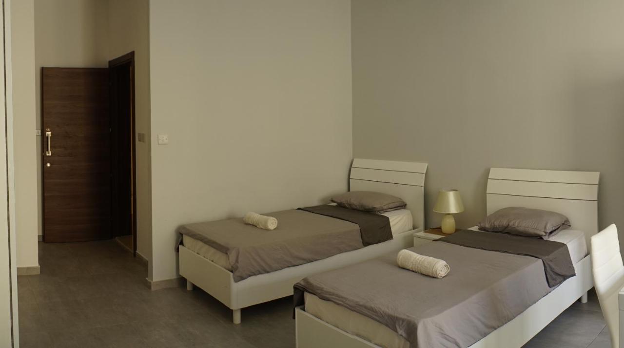 Wonderful Apartments With Shared Jacuzzi And Panorama Rooftop Gzira Eksteriør bilde